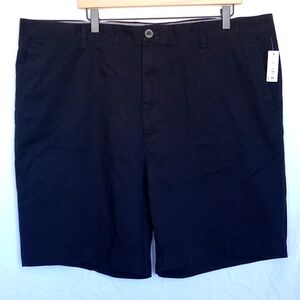 Amazon Essentials Men's Classic Black Size 44